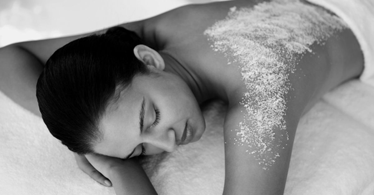 Rituel  gommage sur table massage