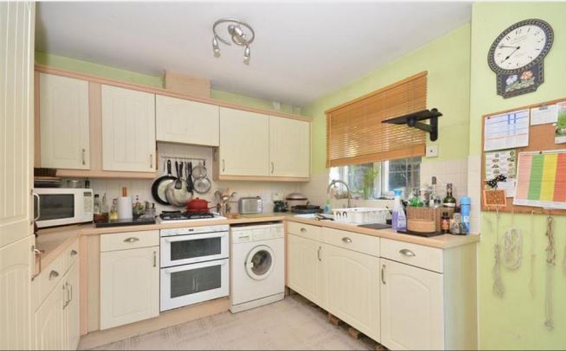 tangmere buy-to-let kitchen