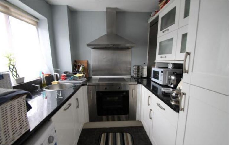 tangmere chichester buy-to-let kitchen