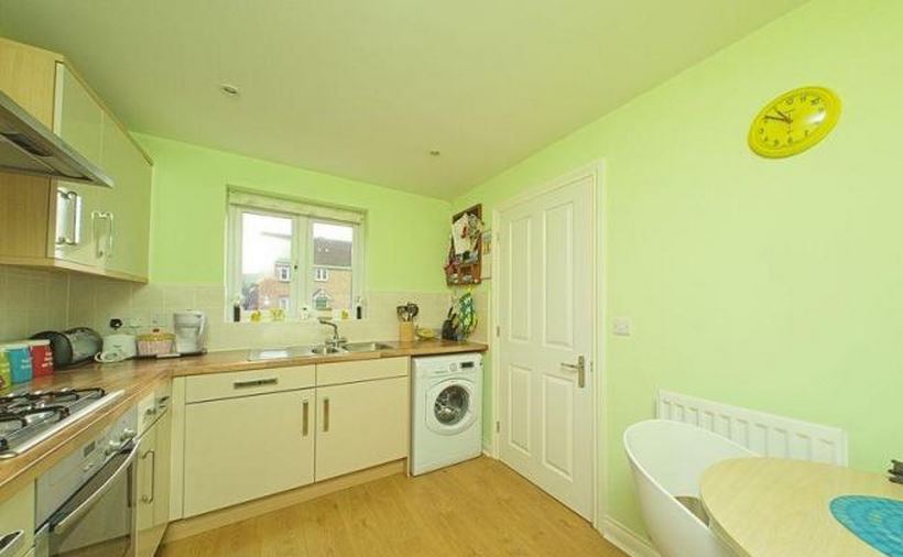 chichester buy-to-let house kitchen
