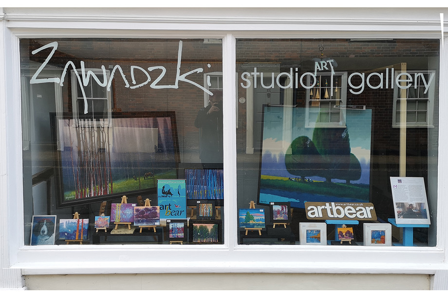 Zawadzki studio/gallery 
