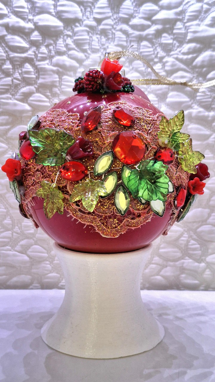 Hand-decorated Christmas ball