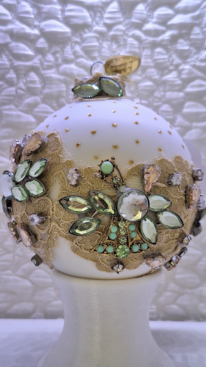 Hand-decorated Christmas ball