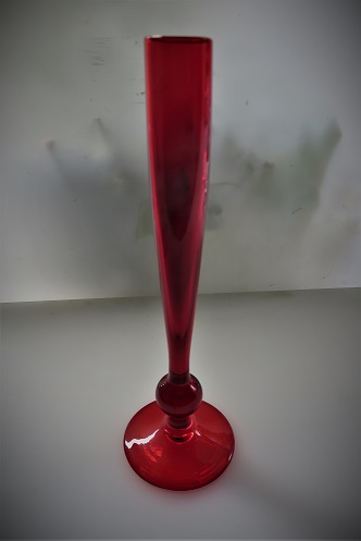 Collectable Whitefriars Ruby 19cms high glass stem vase designed by Geoffrey Baxter in the 1950s Catalogue number 9484.