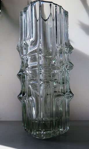  Stunning iconic 60s vintage Sklo Union glass vase from Czech Designer  Vladislav Urban.
