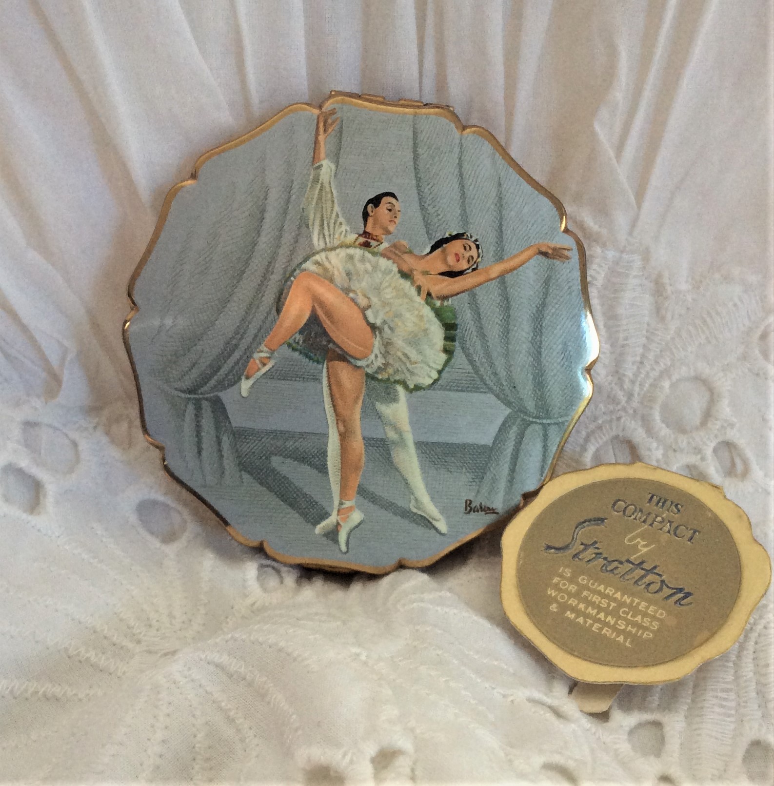 Rare Vintage 50s Stratton Princess Ballet Coppelia Powder Compact