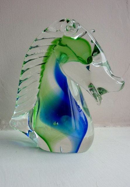 A decorative Murano Glass Horses Head figurine 
