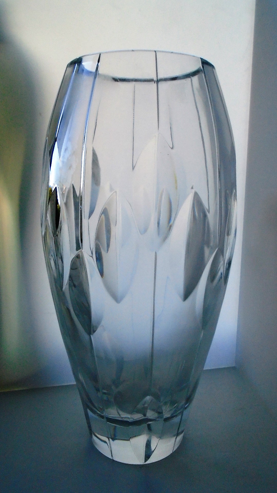 Large Stuart Crystal  Glass Vase designed in the 1960s by John Luxton. 
