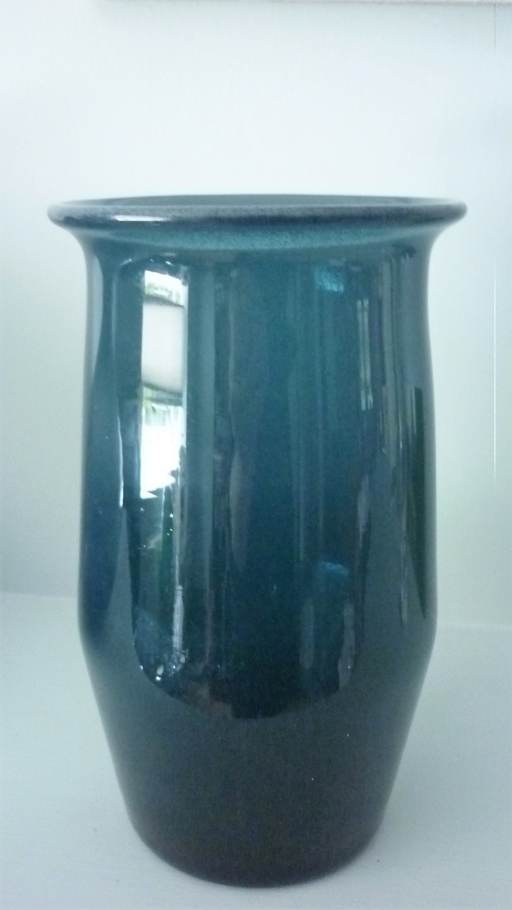 Whitefriars vase from the Cloudy Vases Range