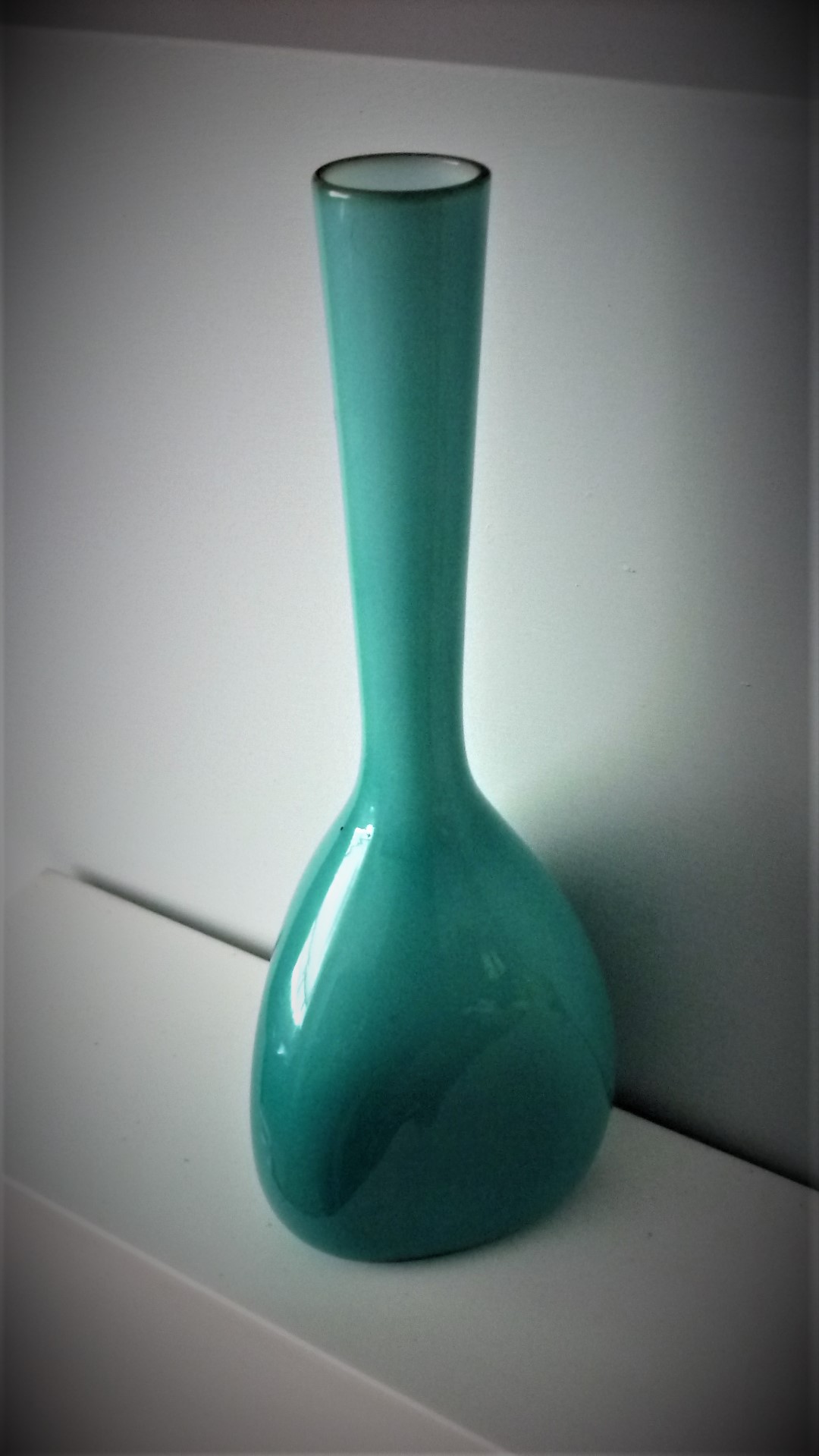 60s vintage Elme Glasbruk long necked vase