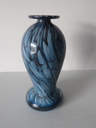 Charming Mtarfa Glass Vase.