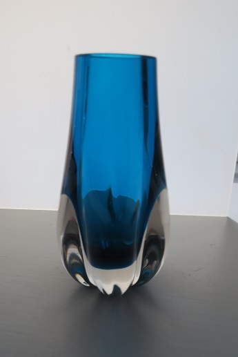 70s vintage Whitefriars Lobed Glass Vase designed by Geoffrey Baxter in the striking Kingfisher Blue Colourway. Whitefriars Catalogue No 9727