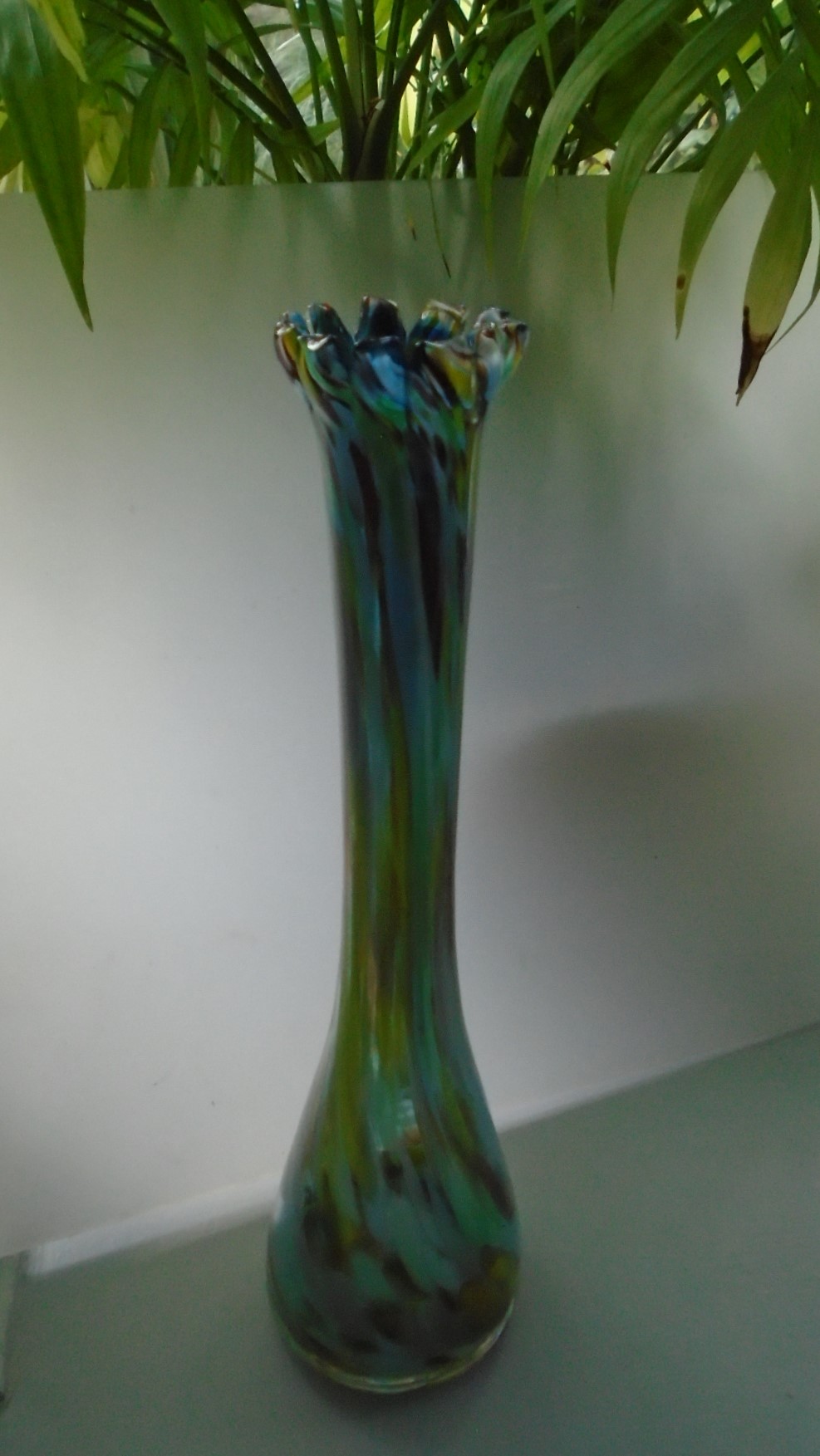 Vintage Murano Glass Bud Vase. It stands 27cms in height, and is in good condition. 
