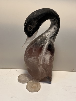 1950s Vintage “Scavo” Murano Glass Swan by Gino Cenedese.