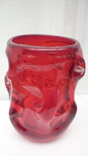 A stunning heavy cased Whitefriars Ruby William Wilson and Harry Dyer Knobbly 17cms high Vase