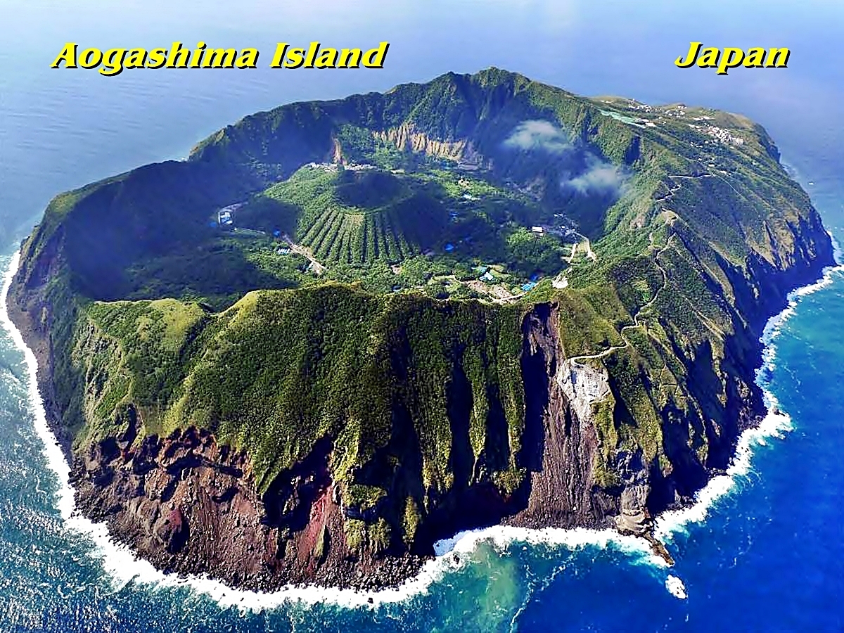 Aogashima Island Japan 01