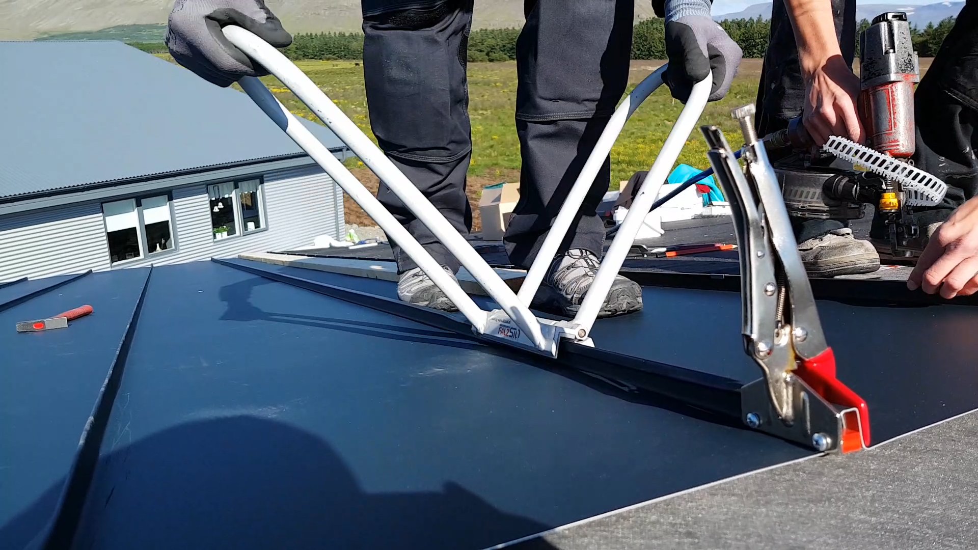BIEGETEC Winkeldoppelfalzer PVC