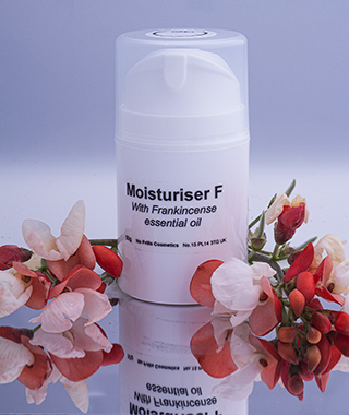 Moisturiser F (airless dispenser)