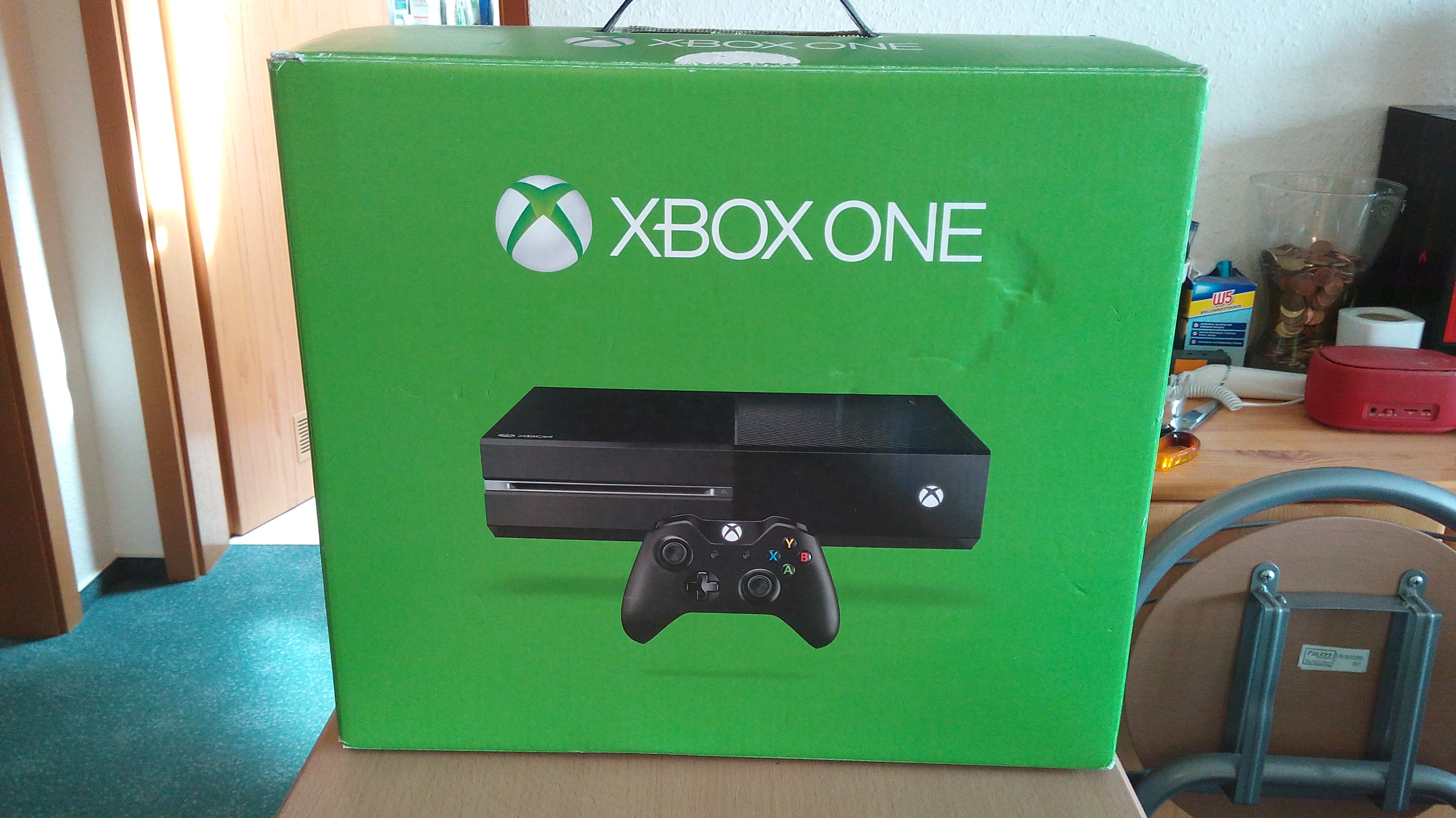 XBOX ONE 500GB zum Preis 149,00€ mit Versand. Sehr guter gebrauchter zustand mit üblichen Gebrauchsspuren am Gehäuse. 